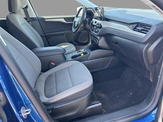 Certified 2022 Ford Escape SE w/ SE Sport Appearance Package FWD image 3