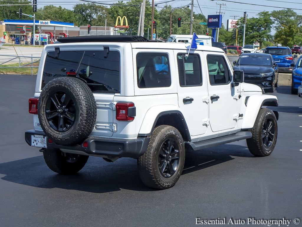 Used 2023 Jeep Wrangler Unlimited Sahara AWD/4WD image 7