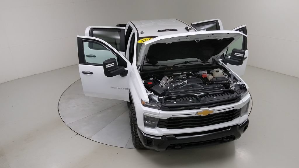 Used 2025 Chevrolet Silverado 2500 Custom w/ Custom Value Package AWD/4WD image 43