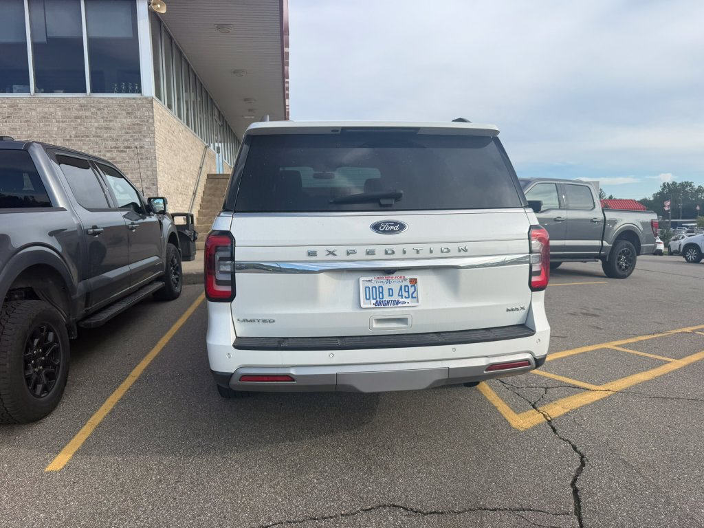 Certified 2023 Ford Expedition Max Limited AWD/4WD image 7