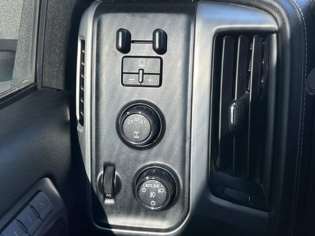 Used 2018 GMC Sierra 2500 SLT image 30