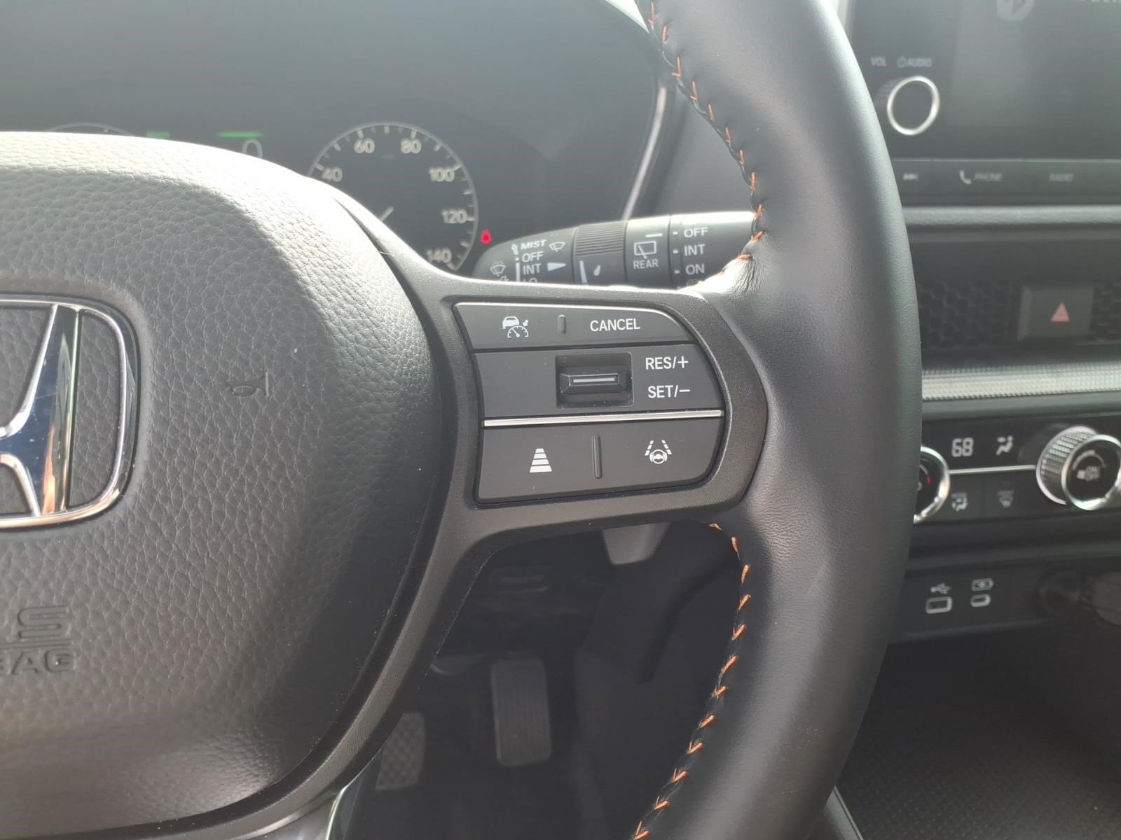 Used 2025 Honda CR-V Sport image 29