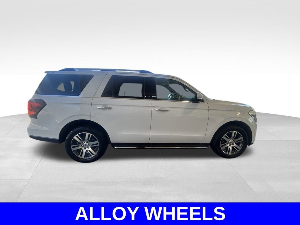 Certified 2023 Ford Expedition Limited image 3