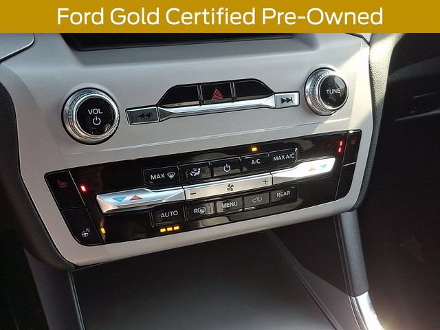 Certified 2023 Ford Explorer XLT w/ Equipment Group 202A AWD/4WD image 19
