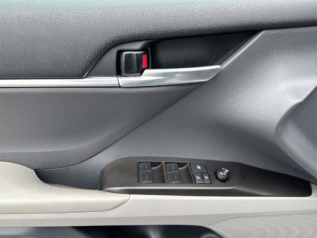 Used 2023 Toyota Camry LE image 20