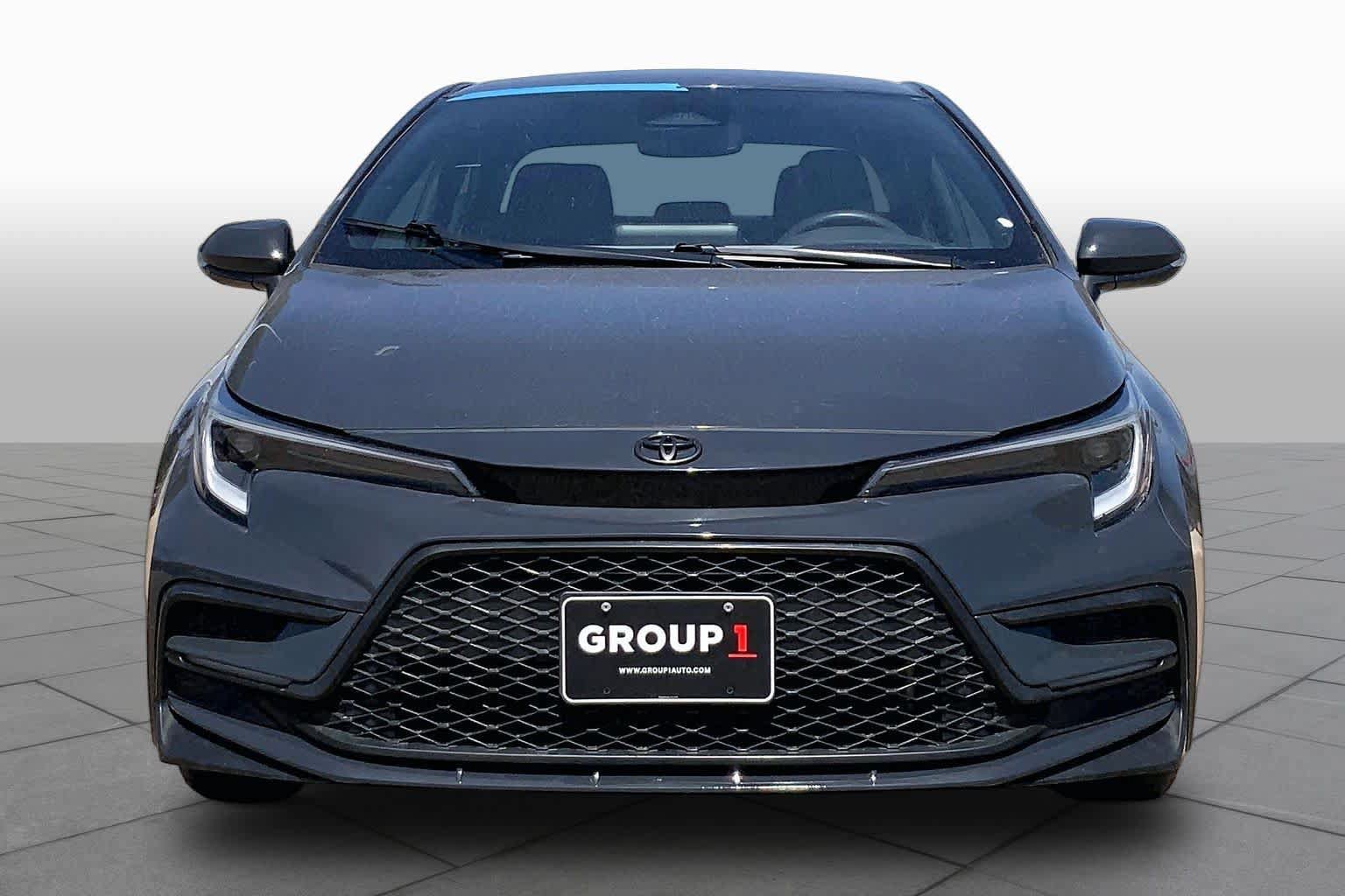 Used 2024 Toyota Corolla SE FWD image 4