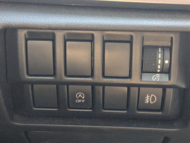 Used 2019 Subaru Forester Premium image 17