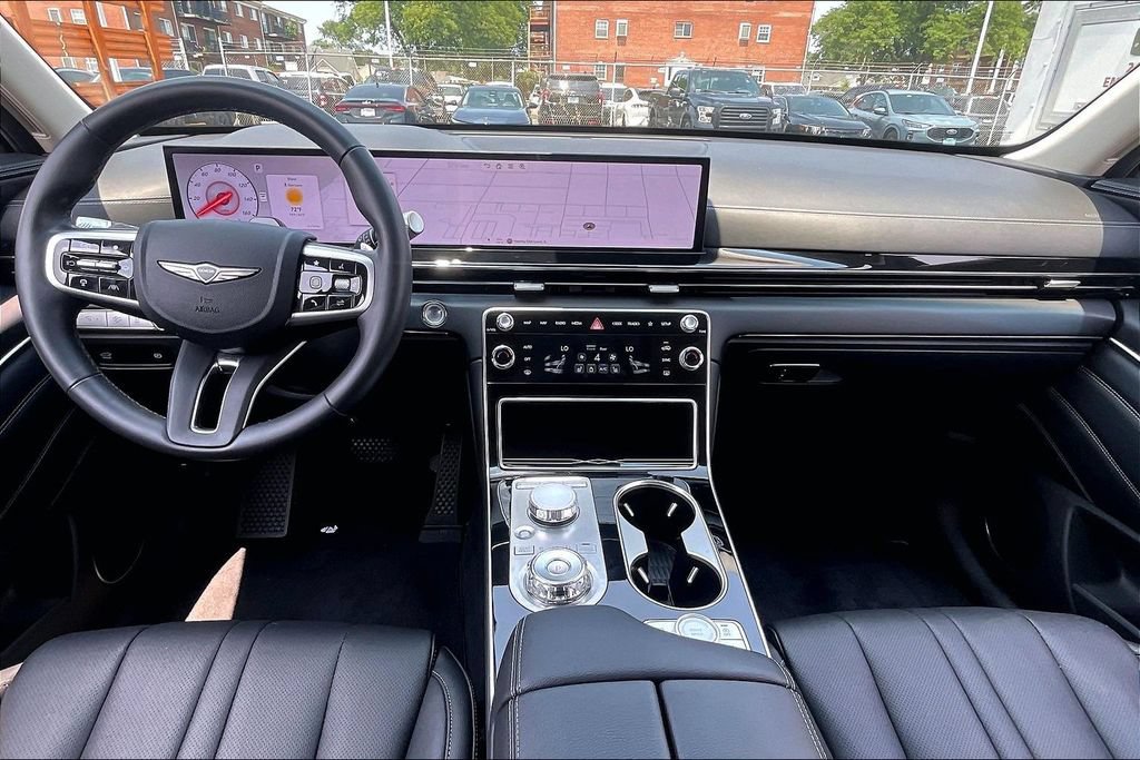 Used 2025 Genesis GV80 2.5T Standard AWD/4WD image 14