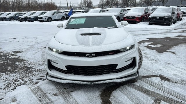 Used 2021 Chevrolet Camaro SS image 9