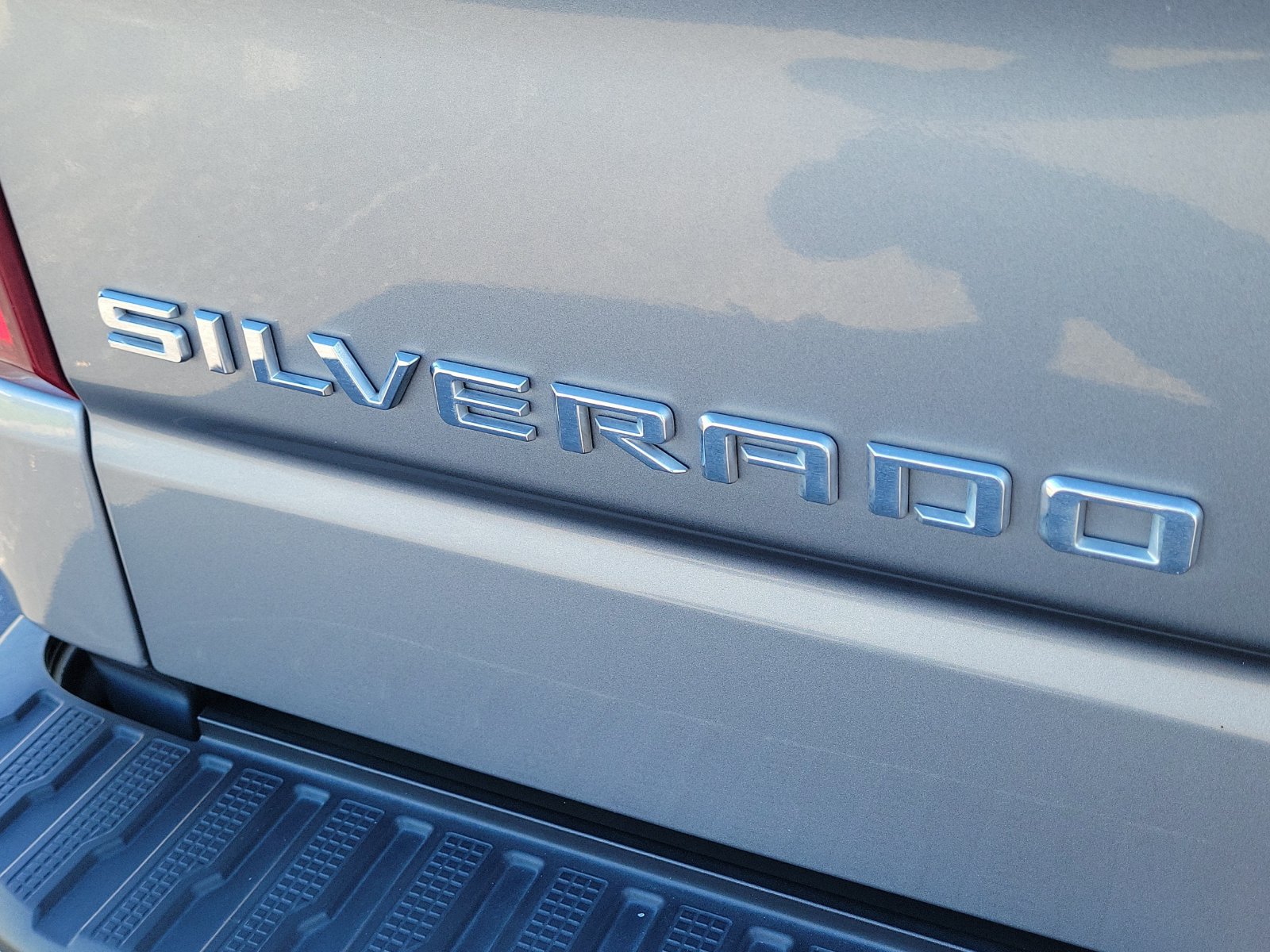 Used 2022 Chevrolet Silverado 1500 Custom RWD image 6