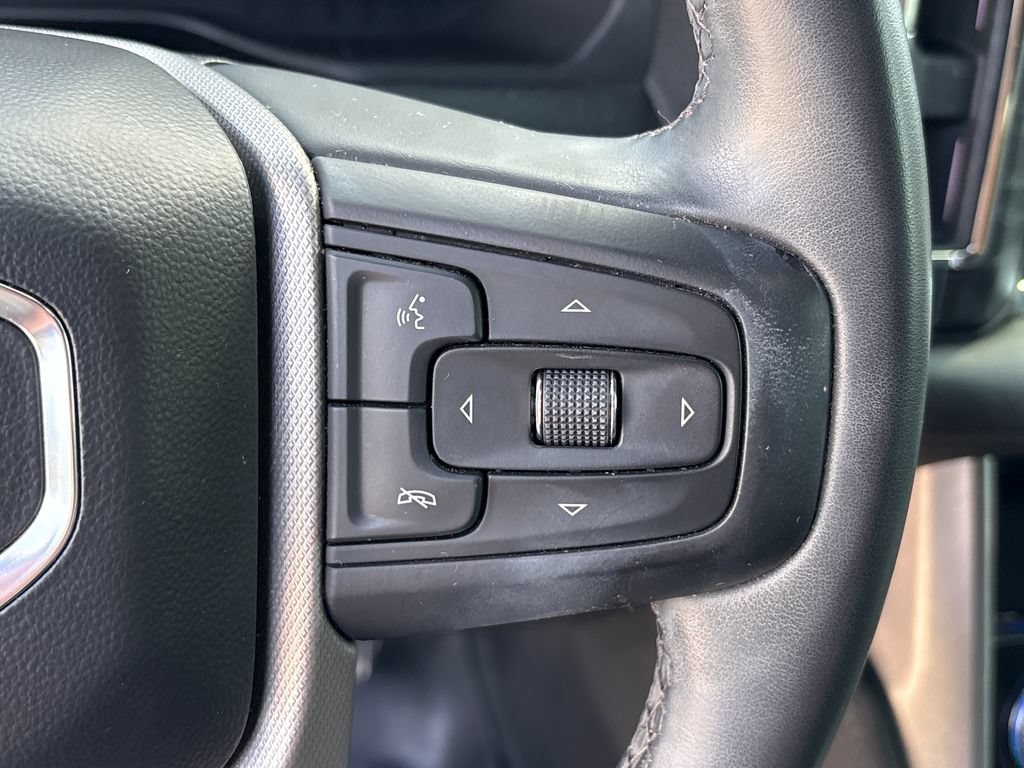 Used 2023 GMC Yukon XL Denali AWD/4WD image 18