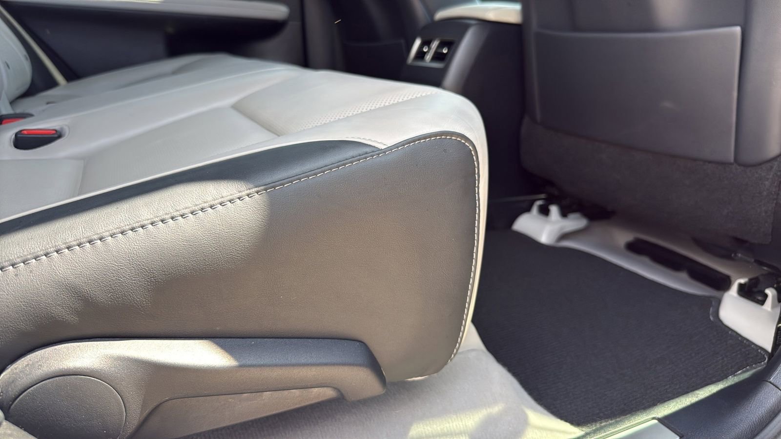 Used 2017 Lexus RX 350 AWD image 25