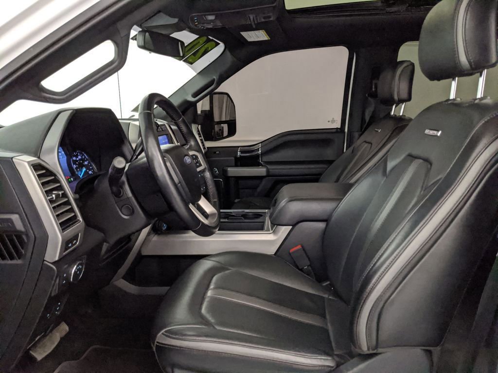 Certified 2020 Ford F450 Platinum w/ FX4 Off-Road Package image 25