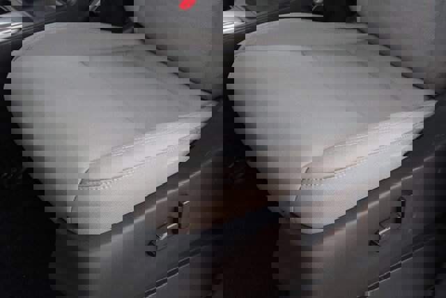 Used 2022 Nissan Frontier SV w/ Technology Package image 17