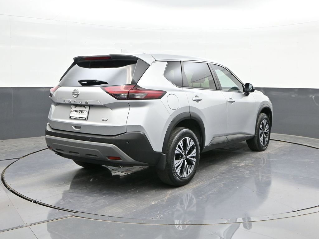 Used 2023 Nissan Rogue SV FWD image 11