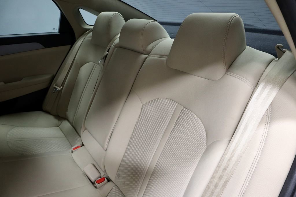 Used 2018 Hyundai Sonata SE image 19