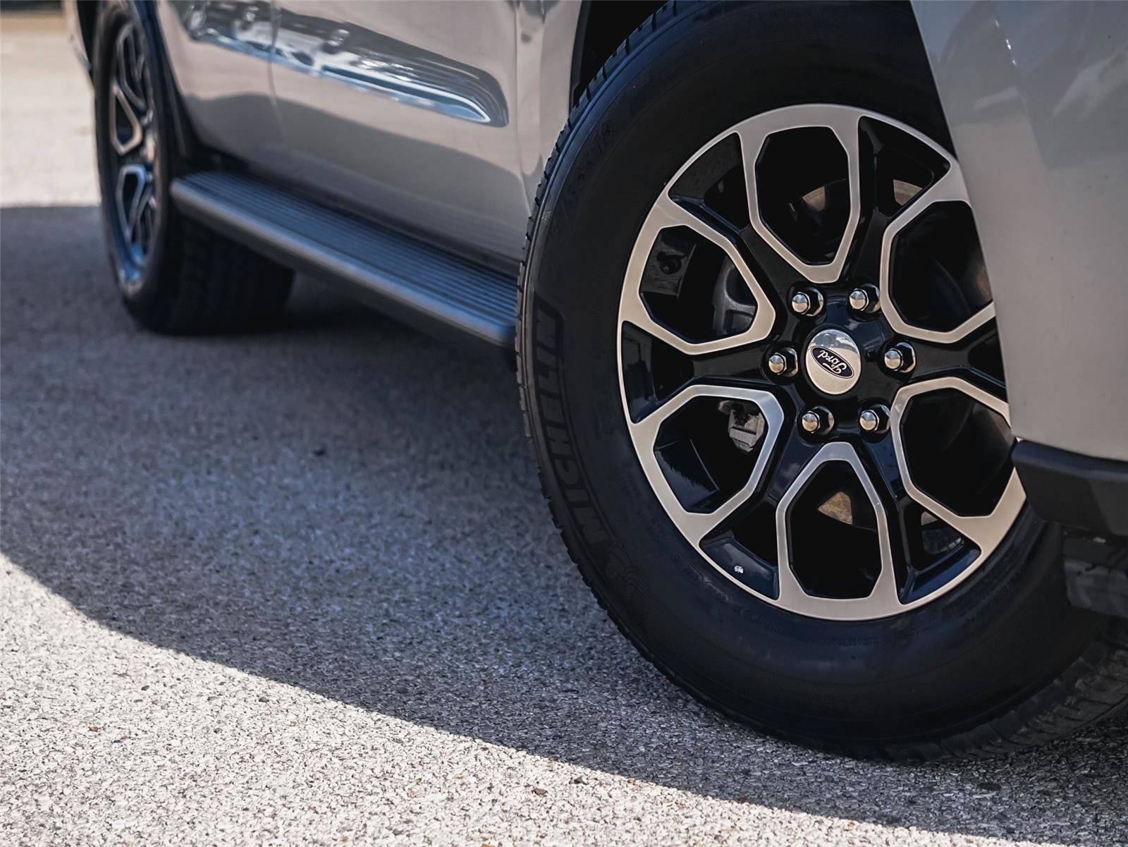 Certified 2022 Ford Expedition XLT RWD image 2