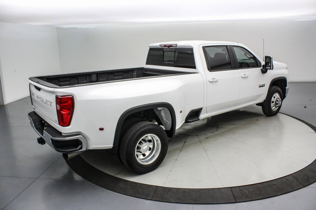 Used 2025 Chevrolet Silverado 3500 LT w/ Texas Edition image 4