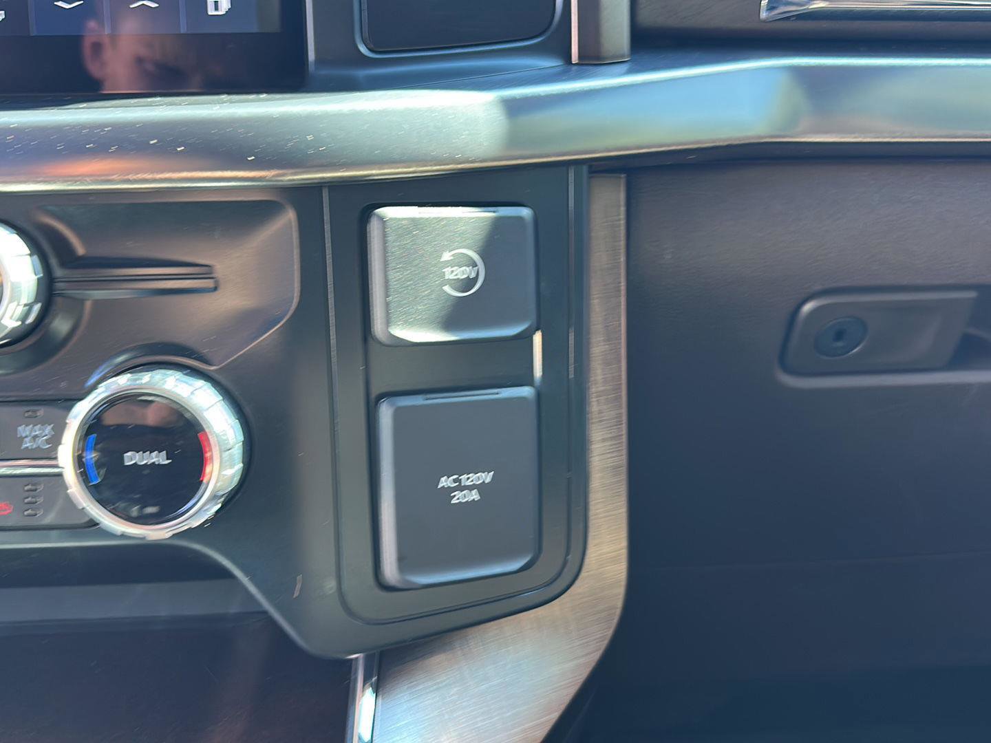 Certified 2025 Ford F150 King Ranch w/ FX4 Off-Road Package AWD/4WD image 21