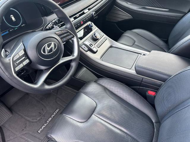 Used 2024 Hyundai Palisade Calligraphy image 9