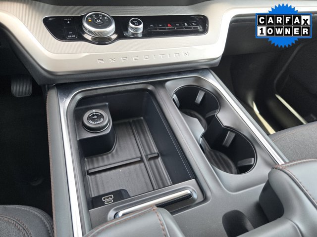 Certified 2025 Ford Expedition Active AWD/4WD image 17