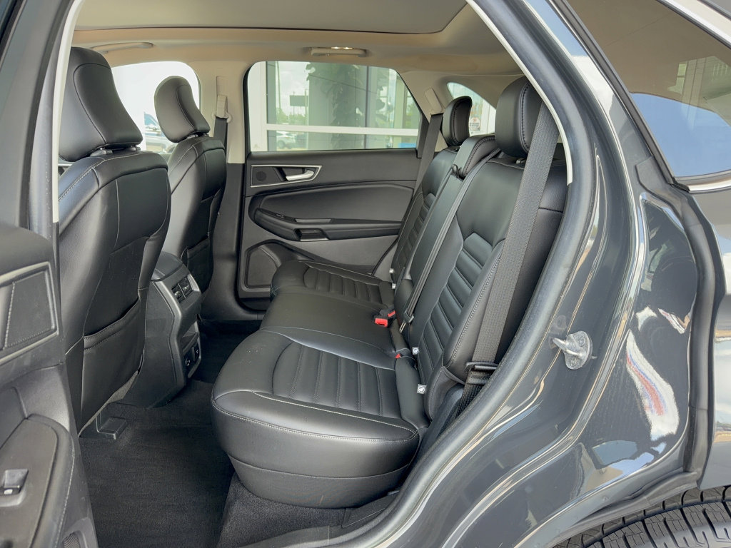 Certified 2021 Ford Edge SEL w/ Convenience Package FWD image 12