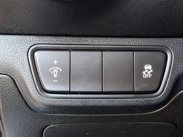 Used 2023 Kia Forte LXS image 25