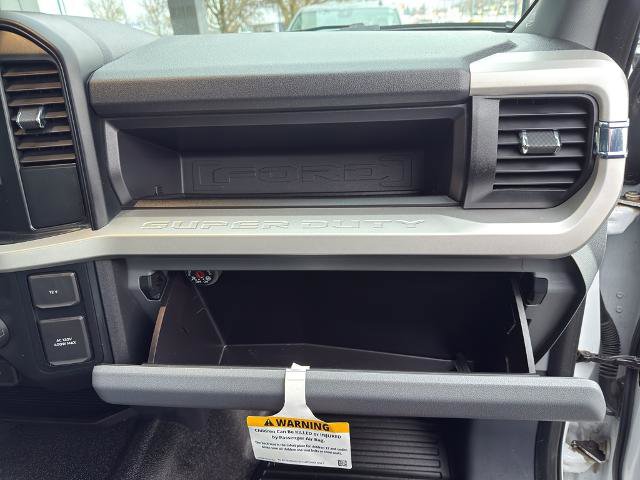 Certified 2023 Ford F550 4x4 Regular Cab Super Duty image 29