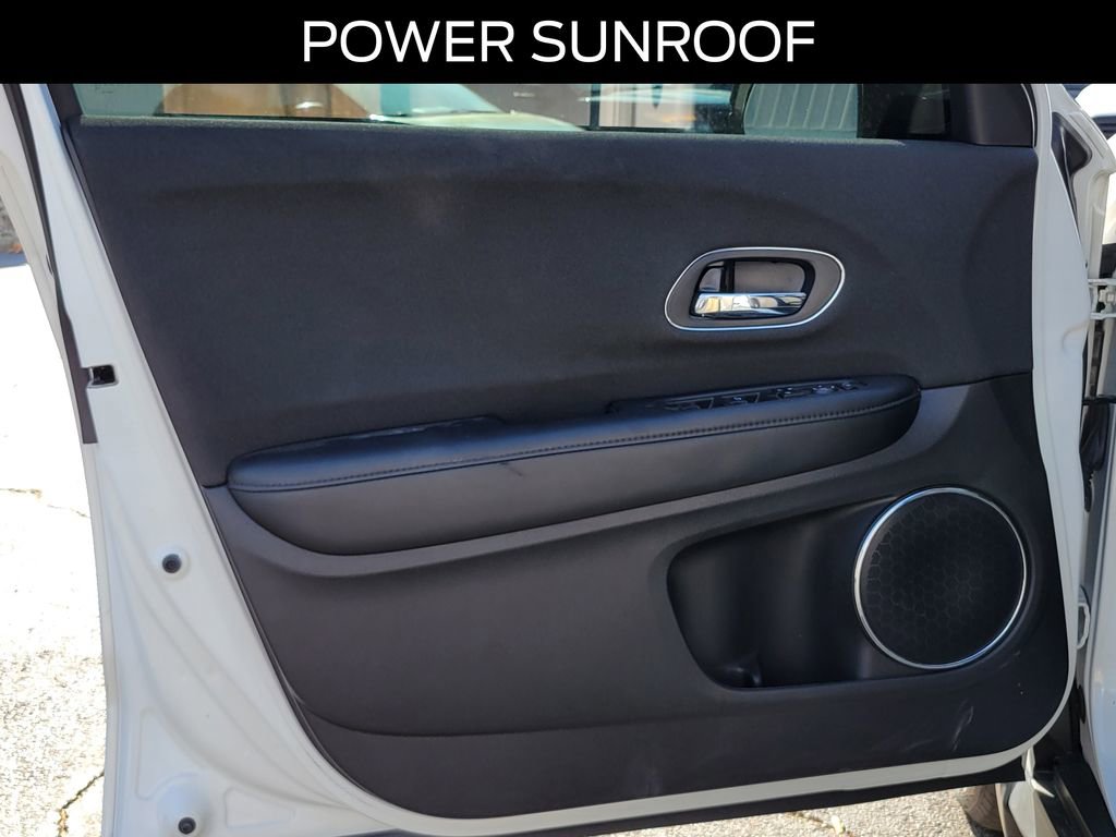 Used 2022 Honda HR-V EX image 14