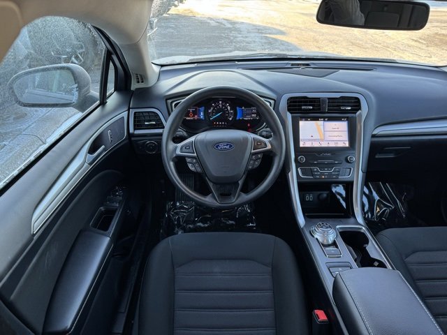 Certified 2019 Ford Fusion SE image 5