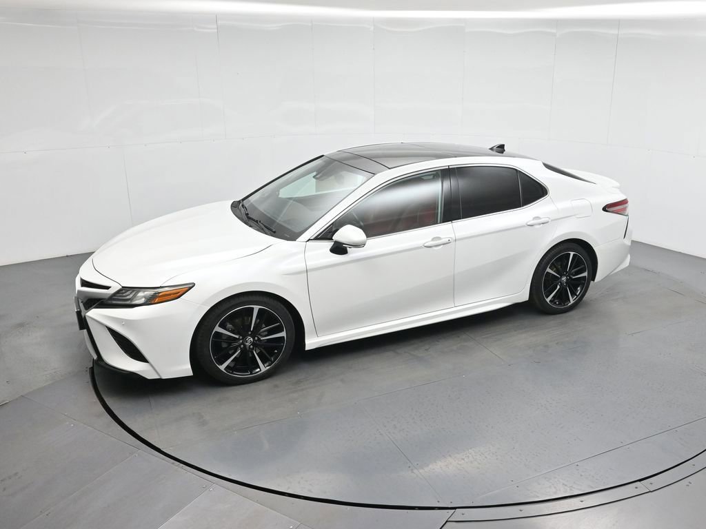 Used 2019 Toyota Camry XSE image 28