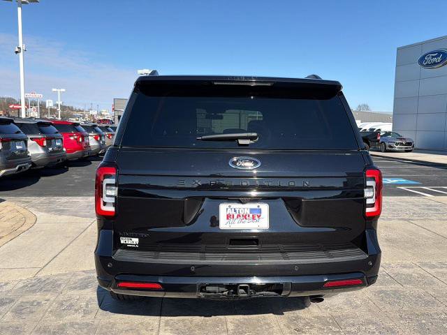 Certified 2022 Ford Expedition Limited image 30