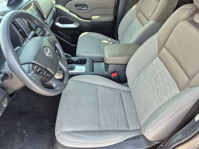 Used 2022 Nissan Frontier SV w/ Technology Package RWD image 26