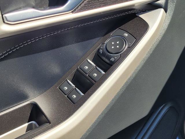 Certified 2022 Ford Explorer XLT w/ Equipment Group 202A image 18