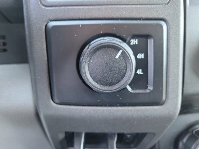 Certified 2022 Ford F350 XL w/ Power Equipment Group image 29