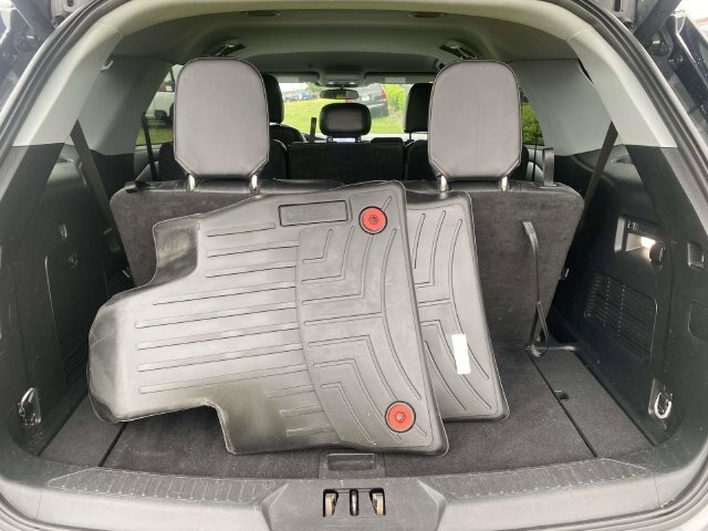 Certified 2023 Ford Explorer XLT w/ Equipment Group 202A AWD/4WD image 9