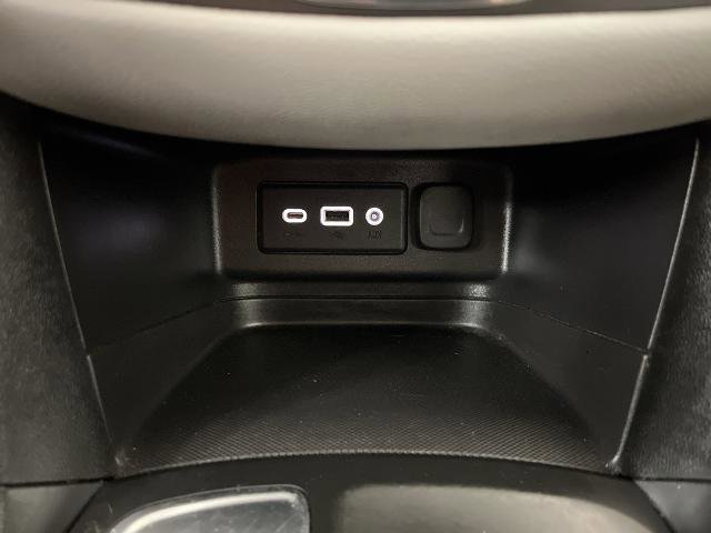 Used 2022 Chevrolet Equinox LS image 26