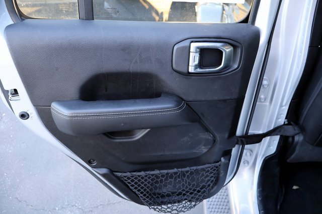 Used 2023 Jeep Wrangler Unlimited Sahara w/ Cold Weather Group image 28