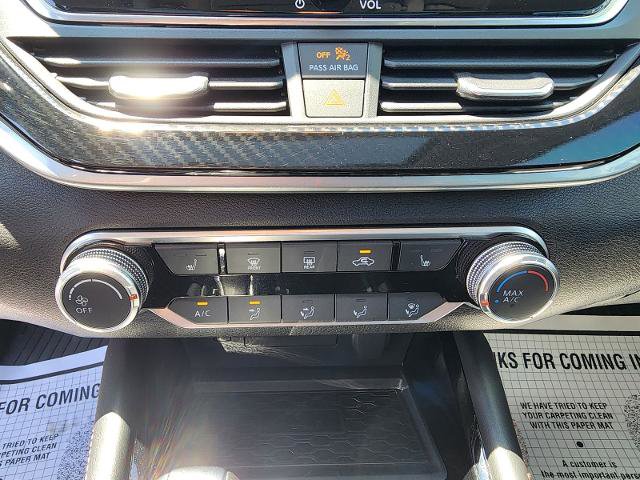 Used 2023 Nissan Altima 2.5 SR w/ SR Premium Package FWD image 14