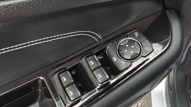 Certified 2020 Ford Edge Titanium image 13