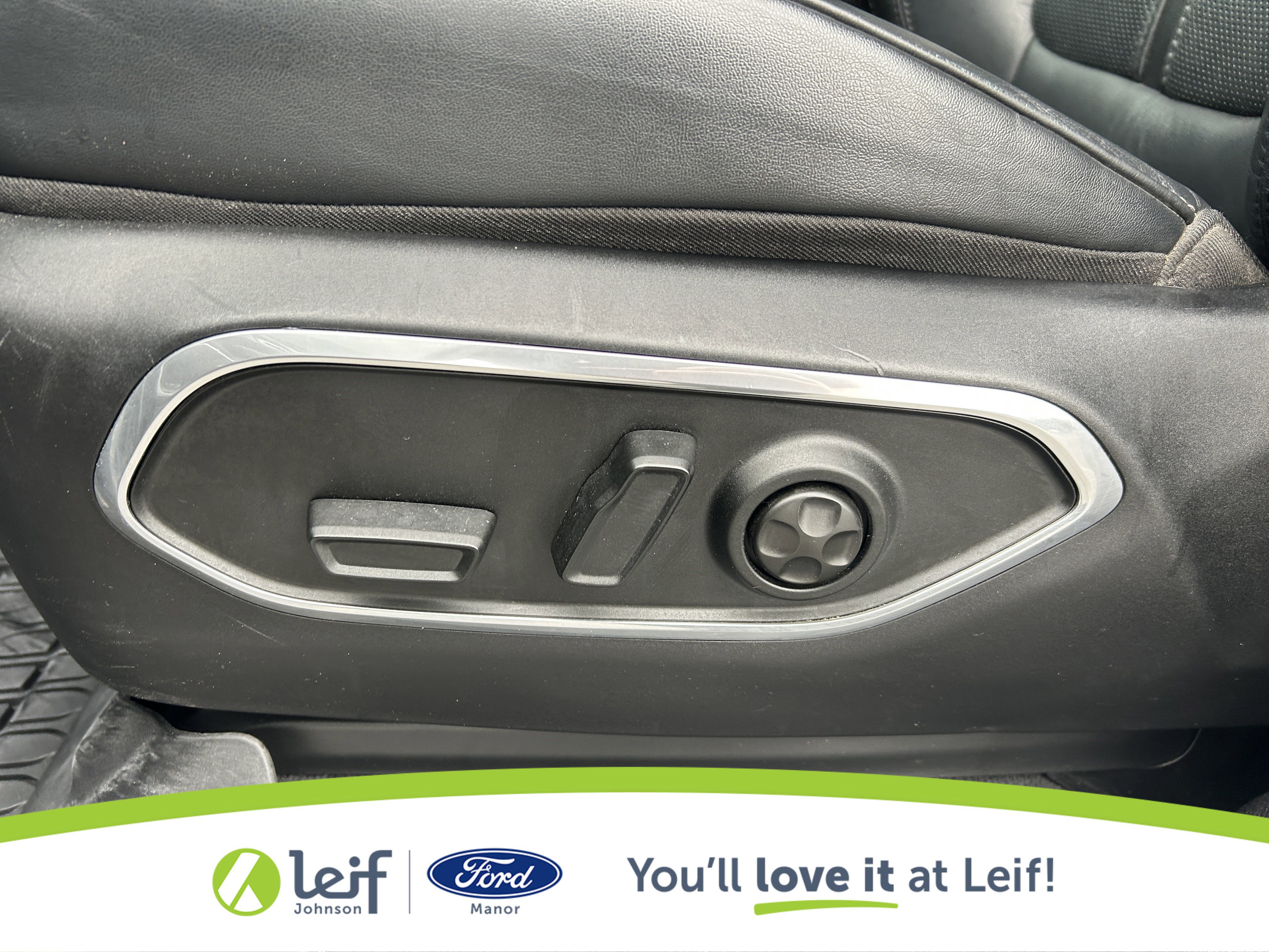 Used 2022 Jeep Wagoneer Series III w/ Premium Group I image 15