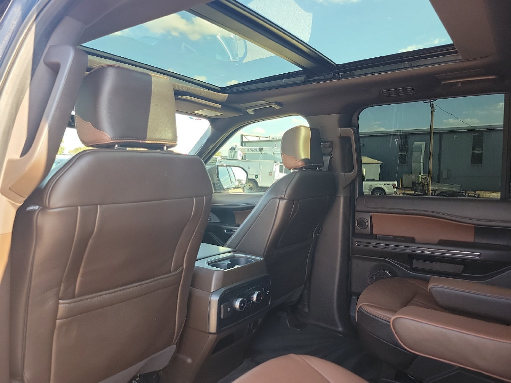 Certified 2024 Ford Expedition King Ranch AWD/4WD image 16