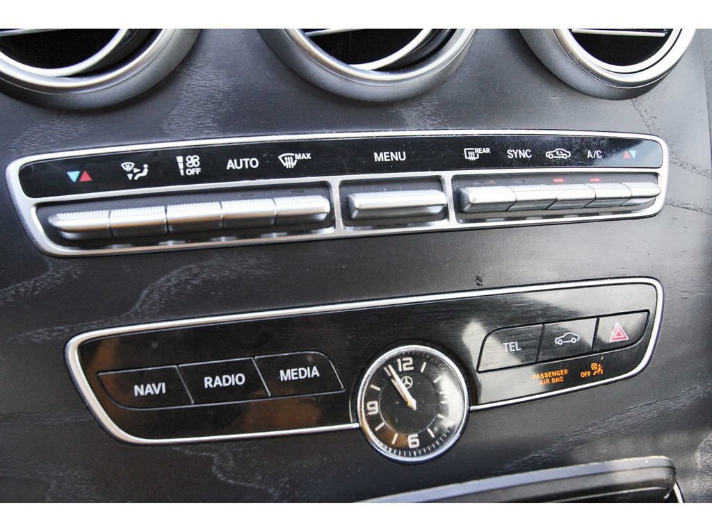 Used 2021 Mercedes-Benz C 300 Sedan image 28