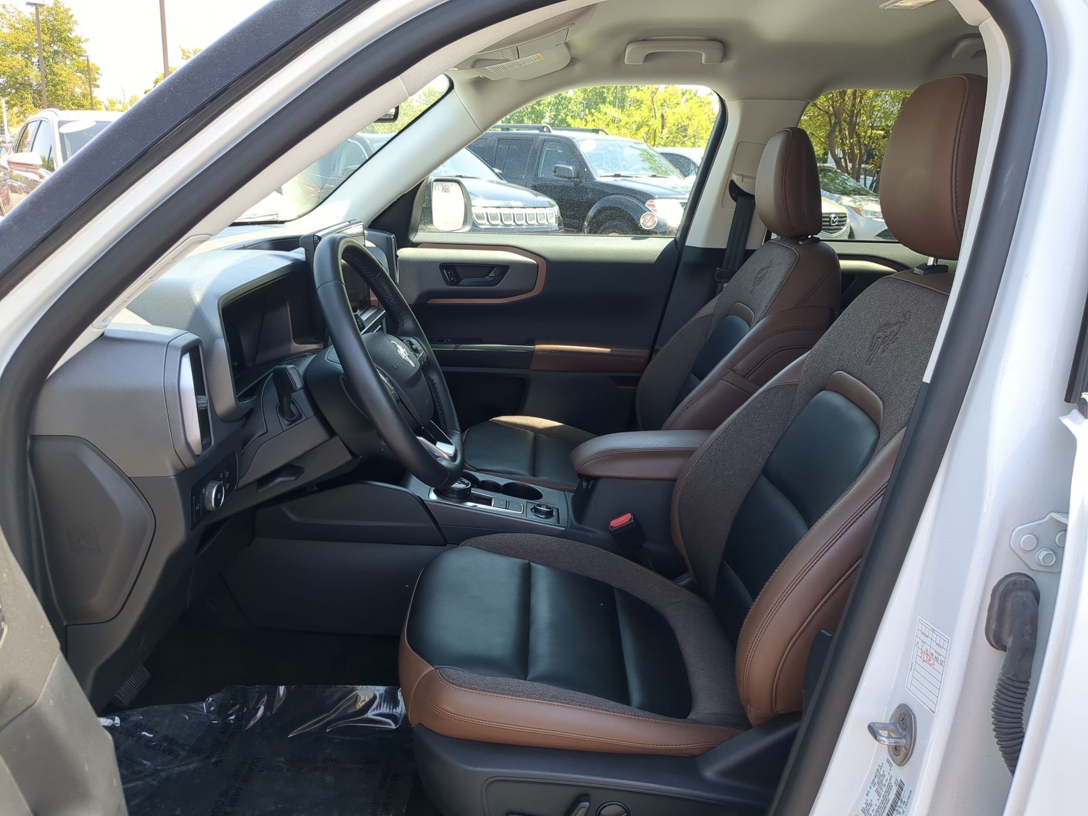 Certified 2025 Ford Bronco Sport Outer Banks AWD/4WD image 18