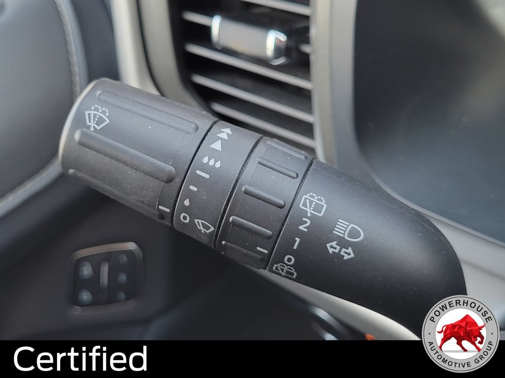 Certified 2024 Ford Expedition XLT RWD image 32