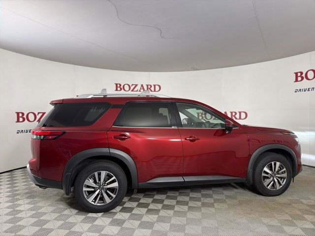 Used 2022 Nissan Pathfinder SL FWD image 9