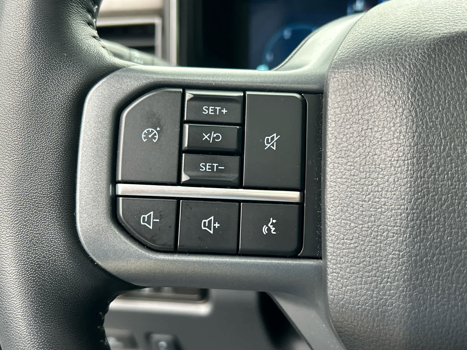 Certified 2024 Ford F350 Lariat image 35