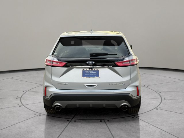 Certified 2019 Ford Edge Titanium w/ Cold Weather Package AWD/4WD image 10