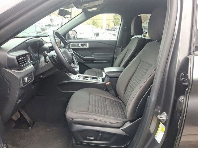 Certified 2020 Ford Explorer XLT w/ Comfort Package image 15