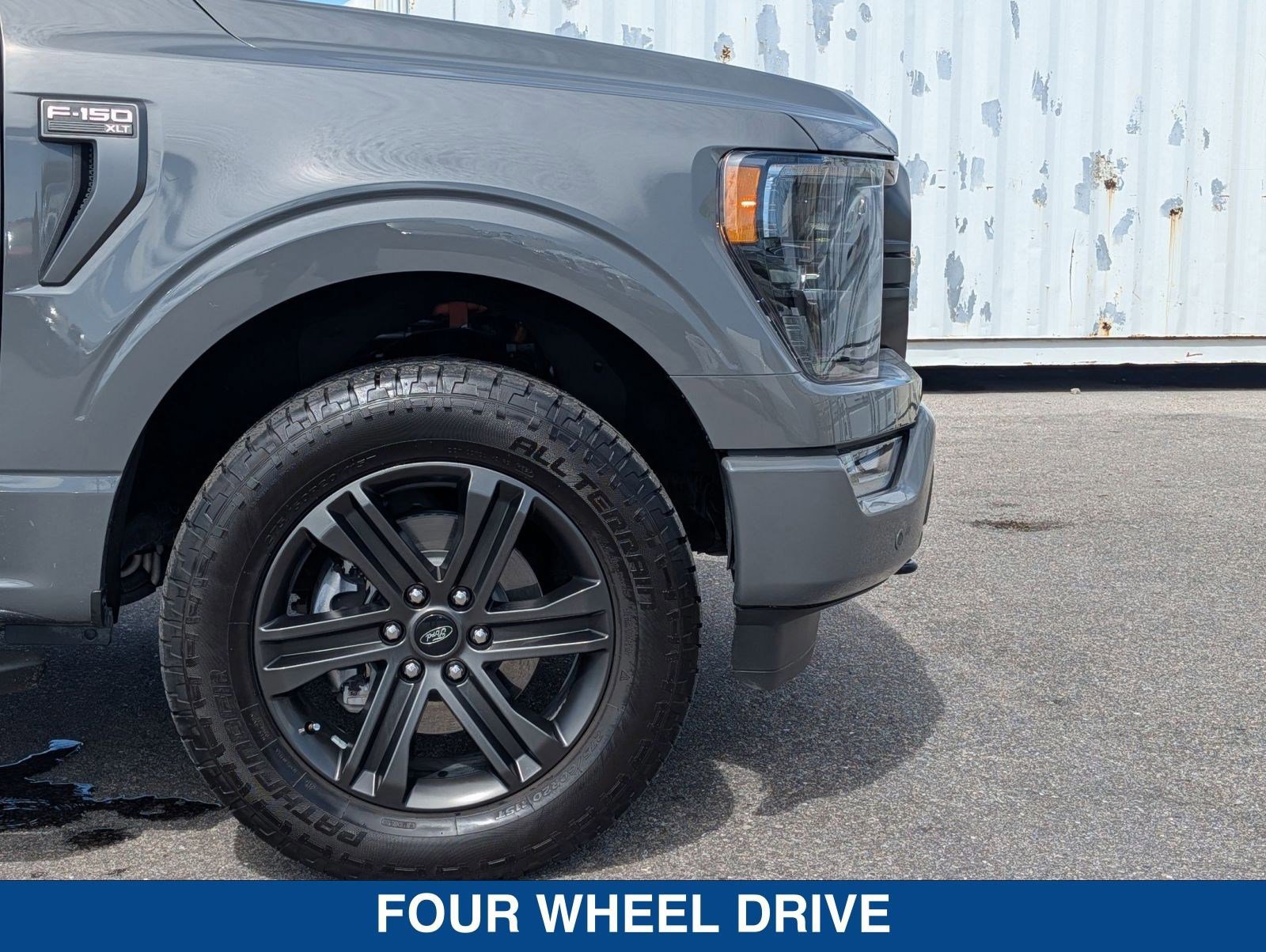 Certified 2021 Ford F150 XLT w/ Equipment Group 302A High image 12